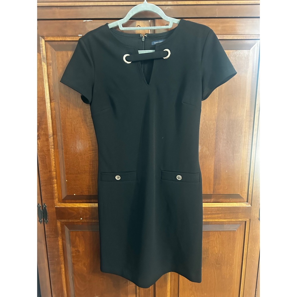Tommy Hilfiger Black Short Sleeve Sheath Dress Gold Grommet Keyhole Neck